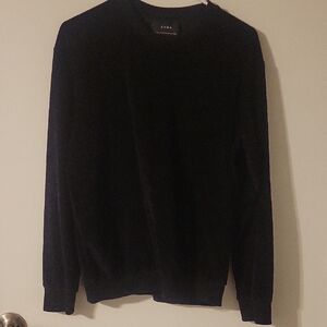 Zara Men's Sleek Black Crewneck Sweater